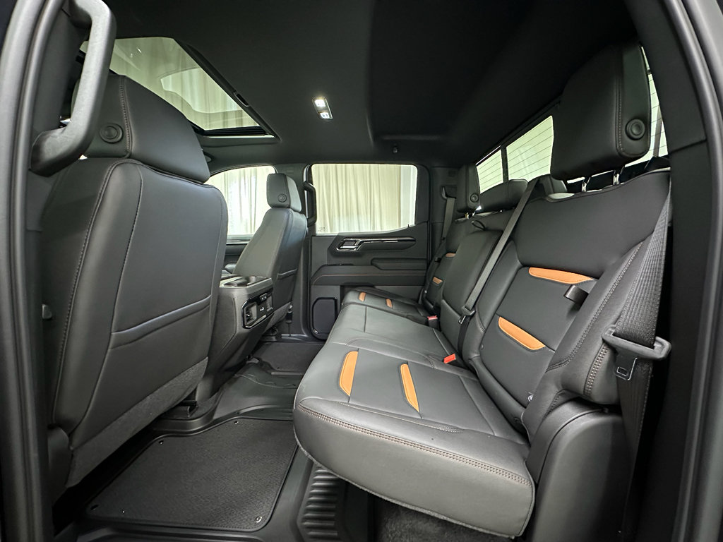 New 2026 GMC Sierra 1500 AT4 w/ Technology Package image 17