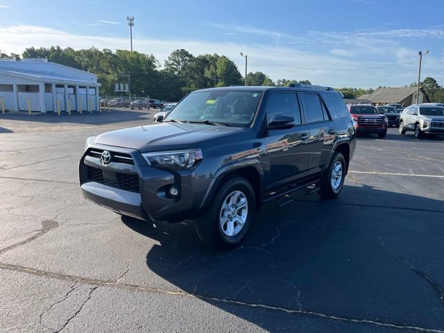 Used 2022 Toyota 4Runner SR5 Premium w/ Moonroof Package RWD image 37