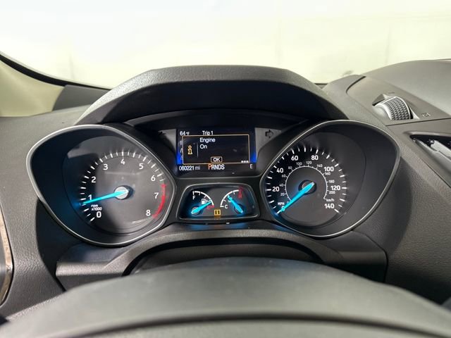 Used 2017 Ford Escape Titanium image 17