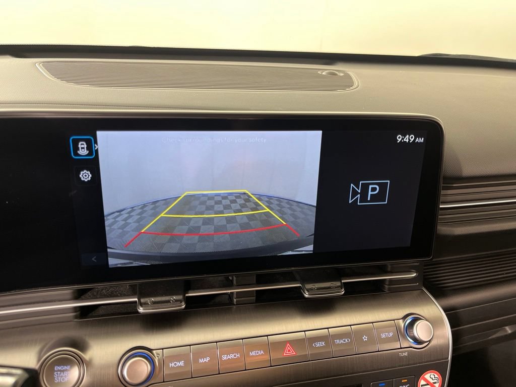 Used 2025 Hyundai Kona SEL AWD/4WD image 3