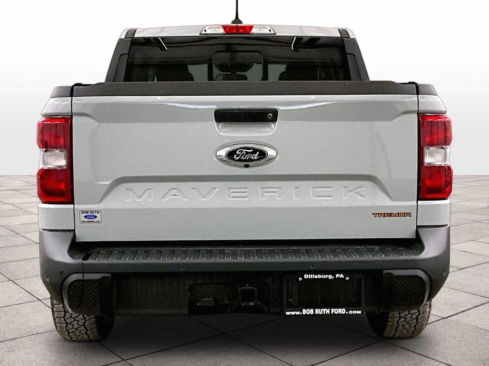 Certified 2024 Ford Maverick Tremor w/ Tremor Off-Road Package AWD/4WD image 4
