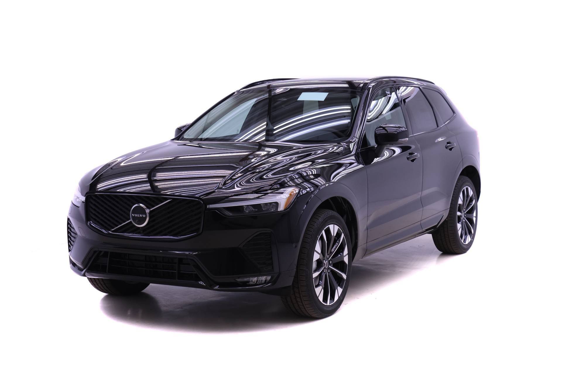 New 2026 Volvo XC60 B5 Plus w/ Protection Package Premier
