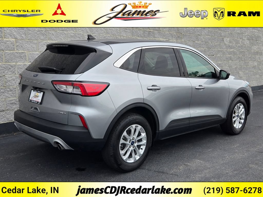 Used 2022 Ford Escape SE AWD/4WD image 5