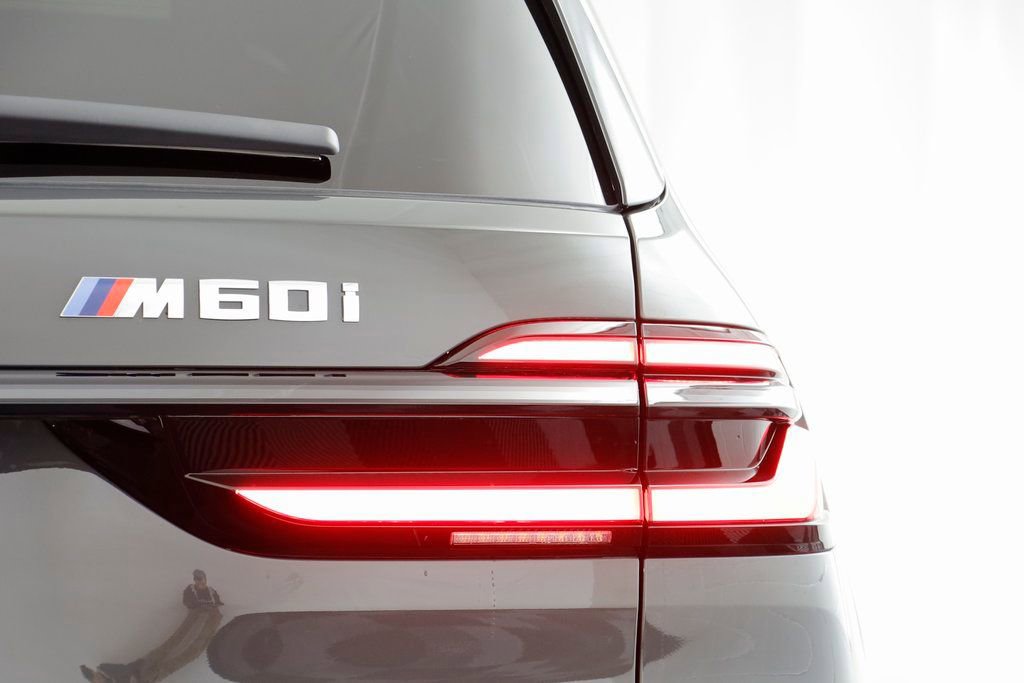 New 2026 BMW X7 M60i image 20