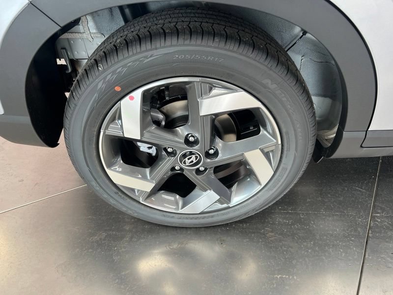 New 2026 Hyundai Venue SEL FWD image 9