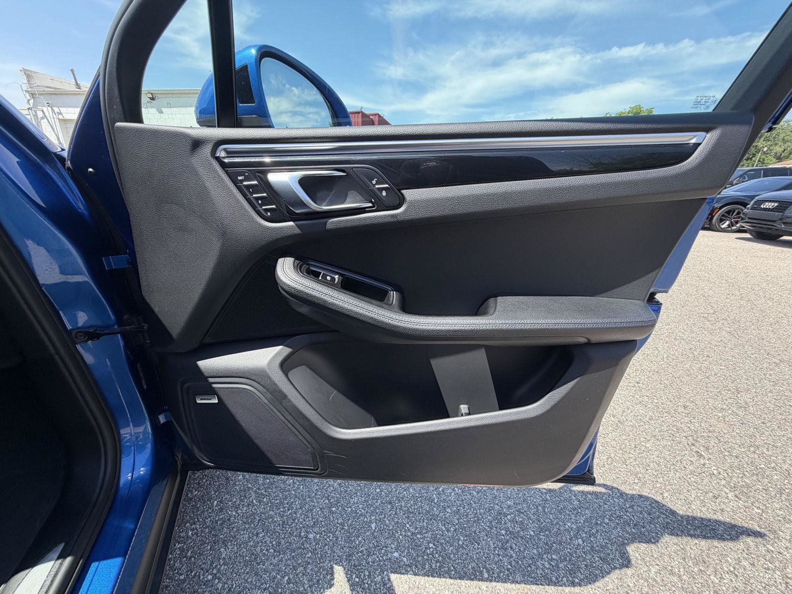 Used 2018 Porsche Macan S AWD/4WD image 29