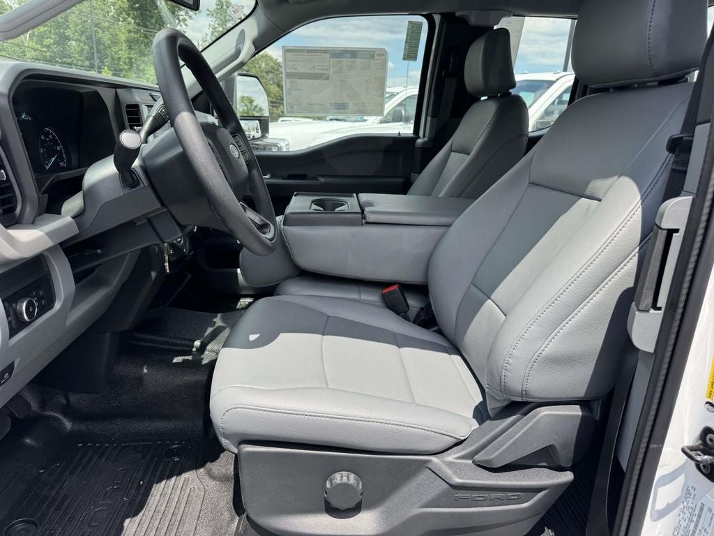 New 2026 Ford F350 XL w/ FX4 Off-Road Package AWD/4WD image 10