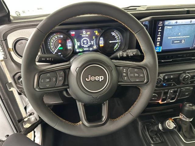 Used 2024 Jeep Wrangler Unlimited w/ Convenience Group image 14