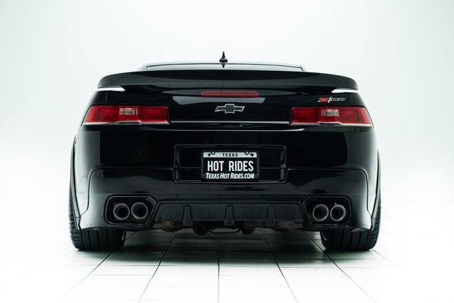 Used 2015 Chevrolet Camaro Z/28 RWD image 16