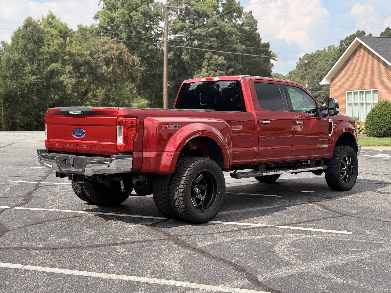 Used 2017 Ford F350 Lariat w/ Chrome Package AWD/4WD image 3