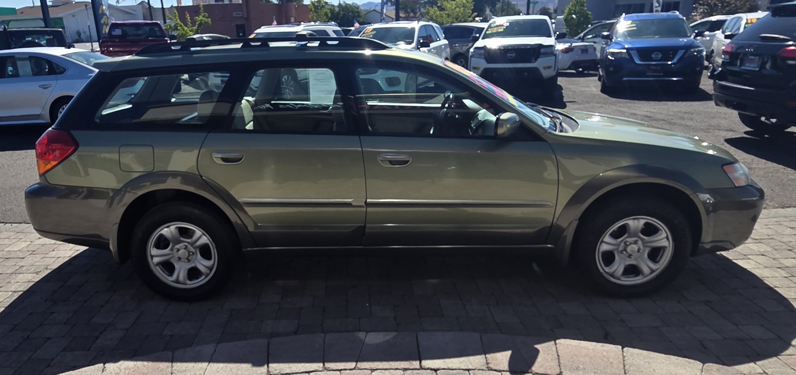 Used 2005 Subaru Outback 2.5i Limited AWD/4WD image 4