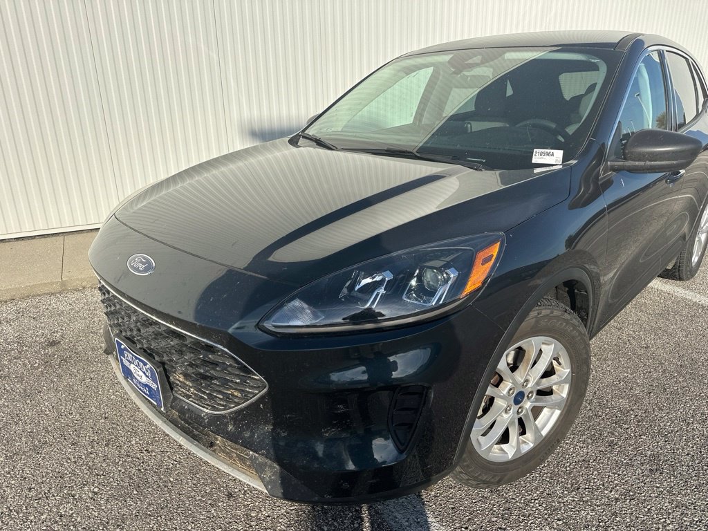 Certified 2022 Ford Escape SE FWD image 2