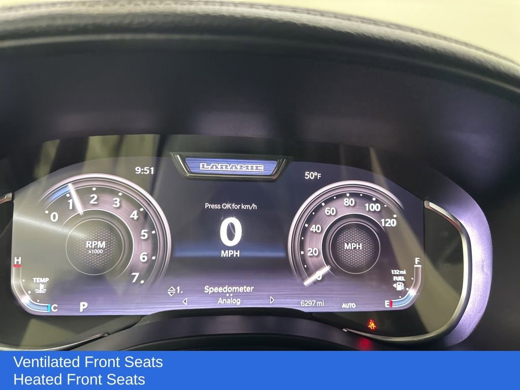 Used 2025 RAM 1500 Laramie w/ Night Edition image 39