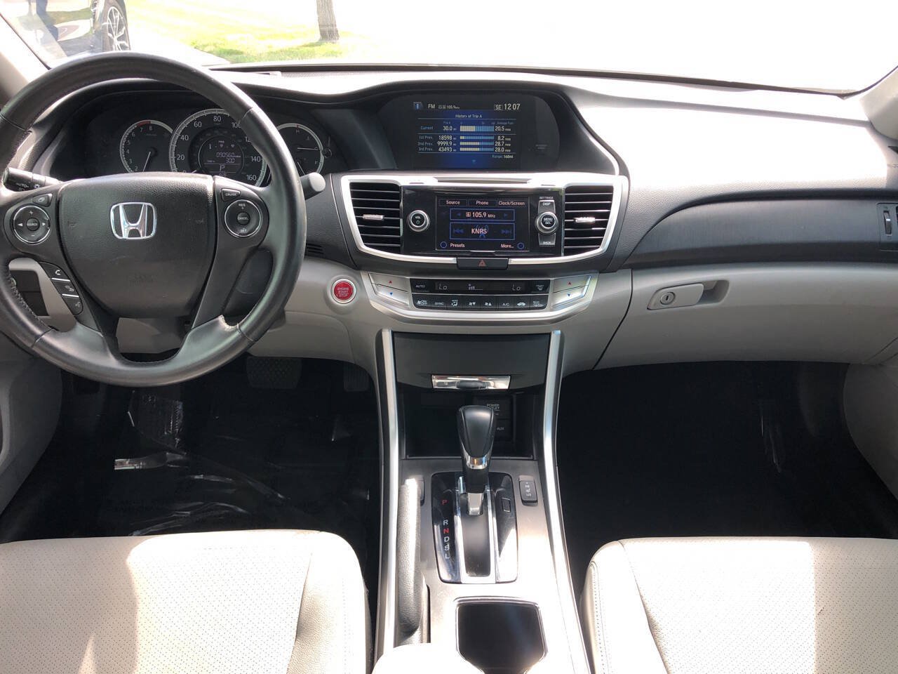 Used 2014 Honda Accord EX-L image 9