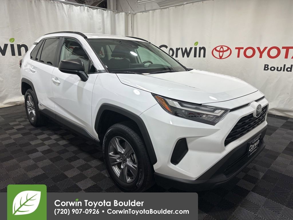 Used 2025 Toyota RAV4 LE image 1