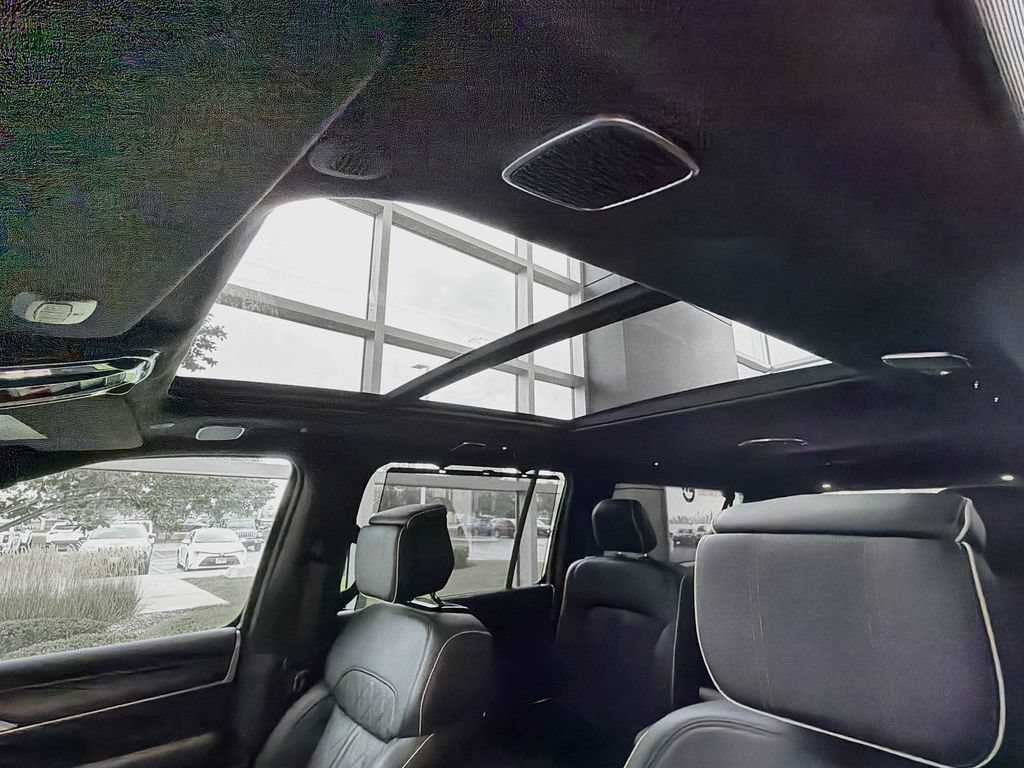 New 2026 Jeep Grand Wagoneer L Summit AWD/4WD image 21