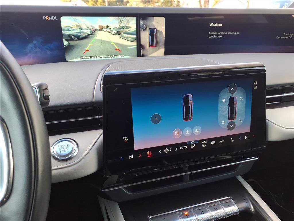 Certified 2025 Lincoln Nautilus Reserve AWD/4WD image 28