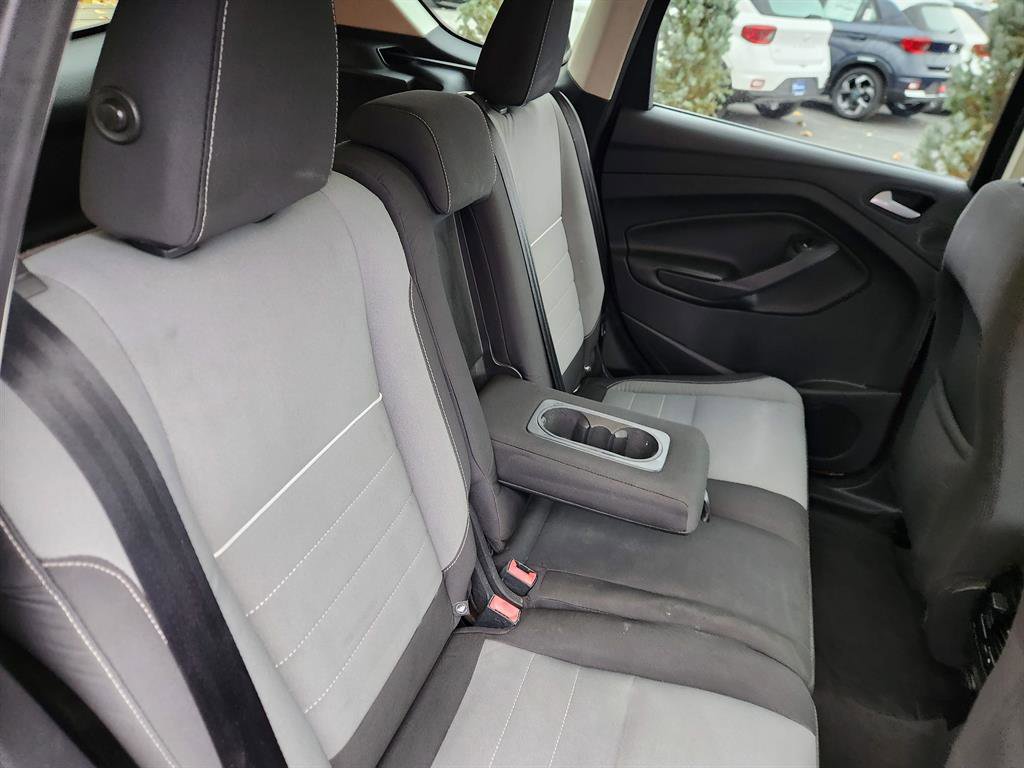 Used 2013 Ford Escape SE image 16