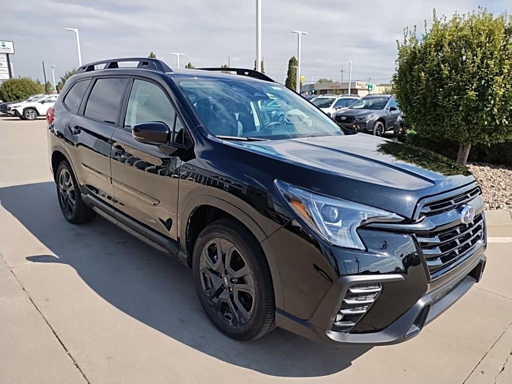 Certified 2025 Subaru Ascent Bronze Edition image 5