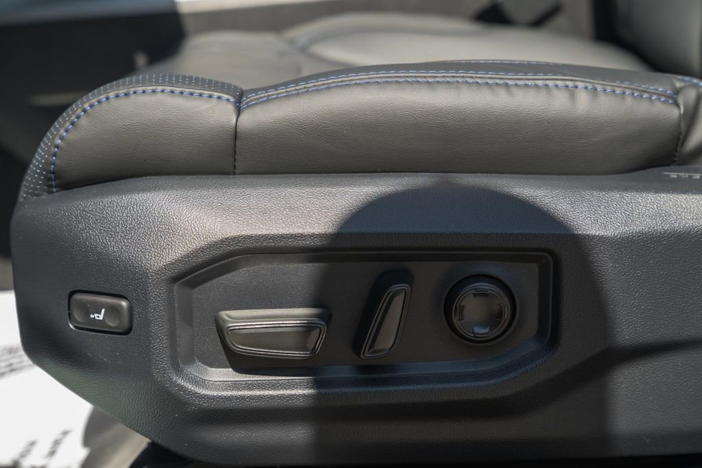 New 2026 Toyota Tundra Platinum AWD/4WD image 40