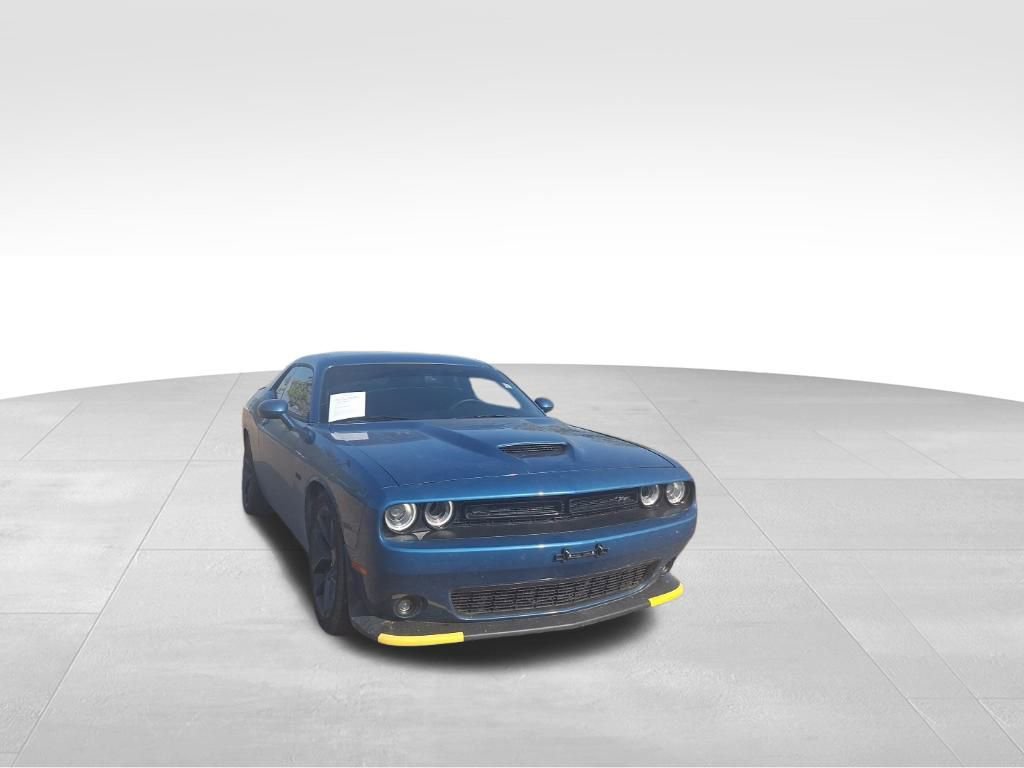 Used 2023 Dodge Challenger R/T w/ Plus Package image 6