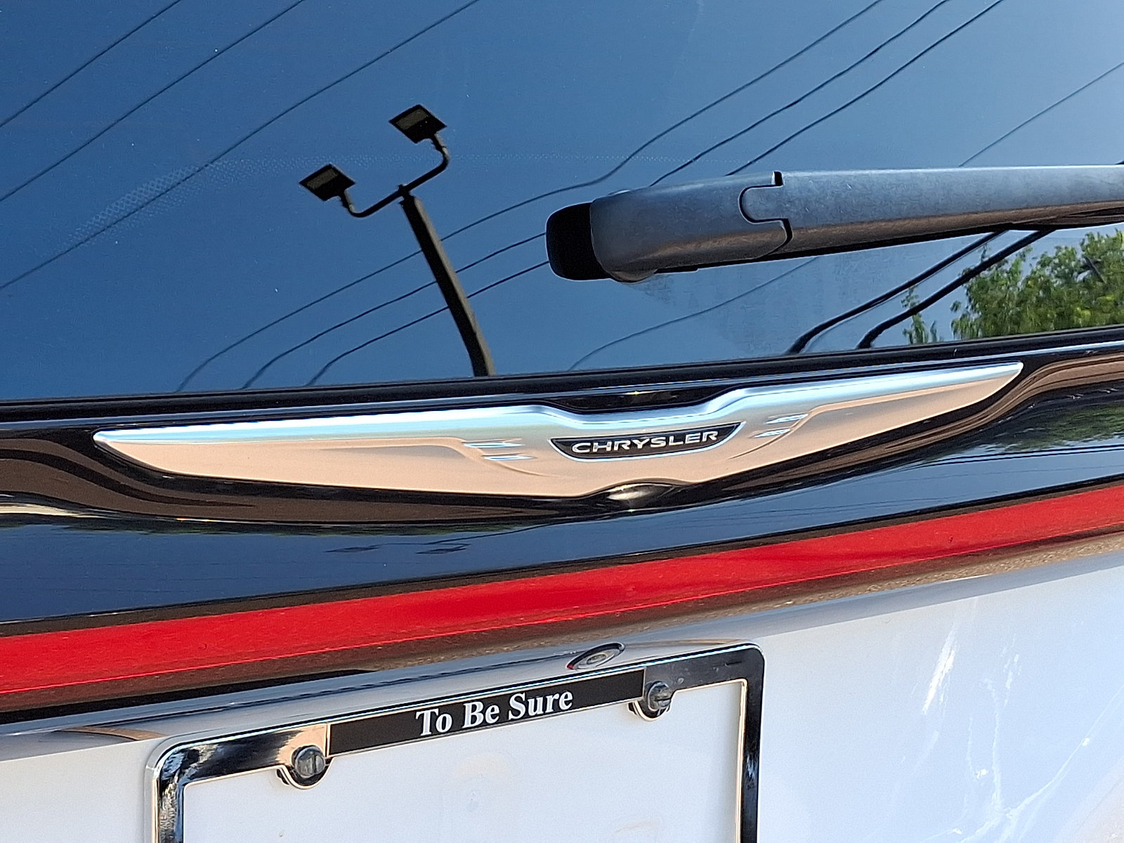 Used 2023 Chrysler Pacifica Touring-L FWD image 31