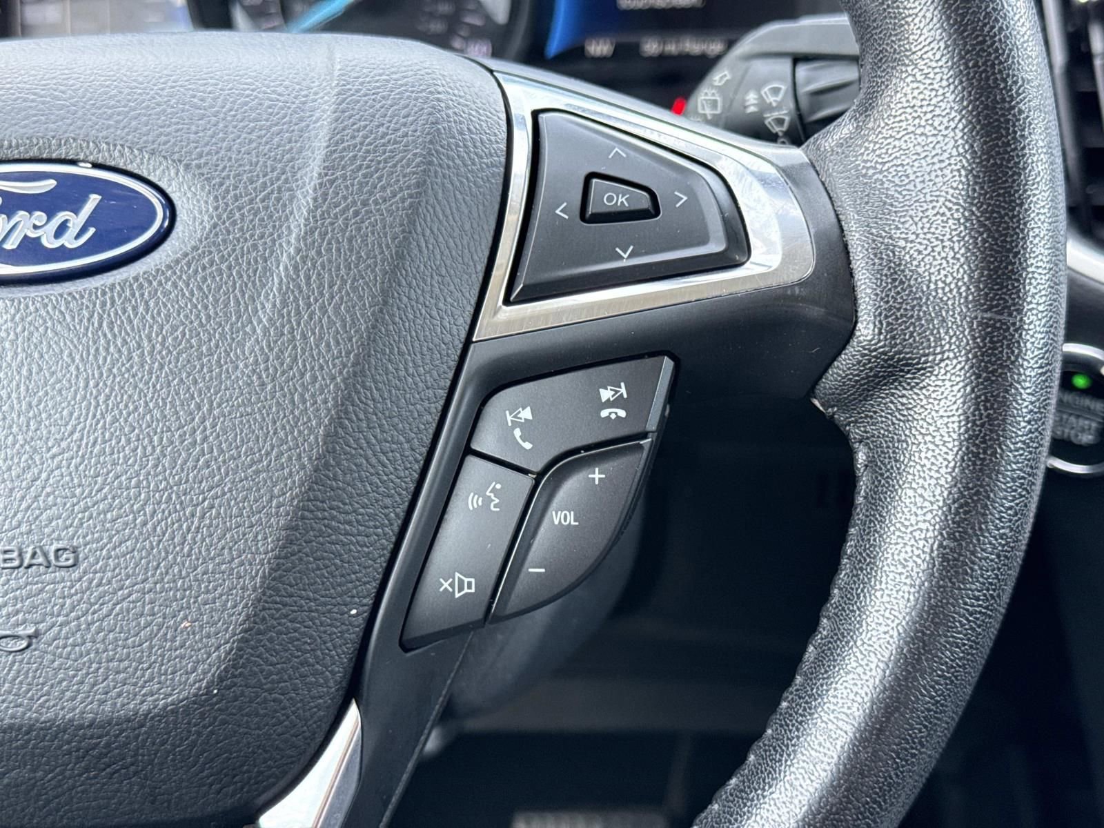 Used 2022 Ford Edge SEL AWD/4WD image 14