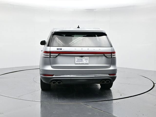 Used 2022 Lincoln Aviator Reserve w/ Equipment Group 201A image 8