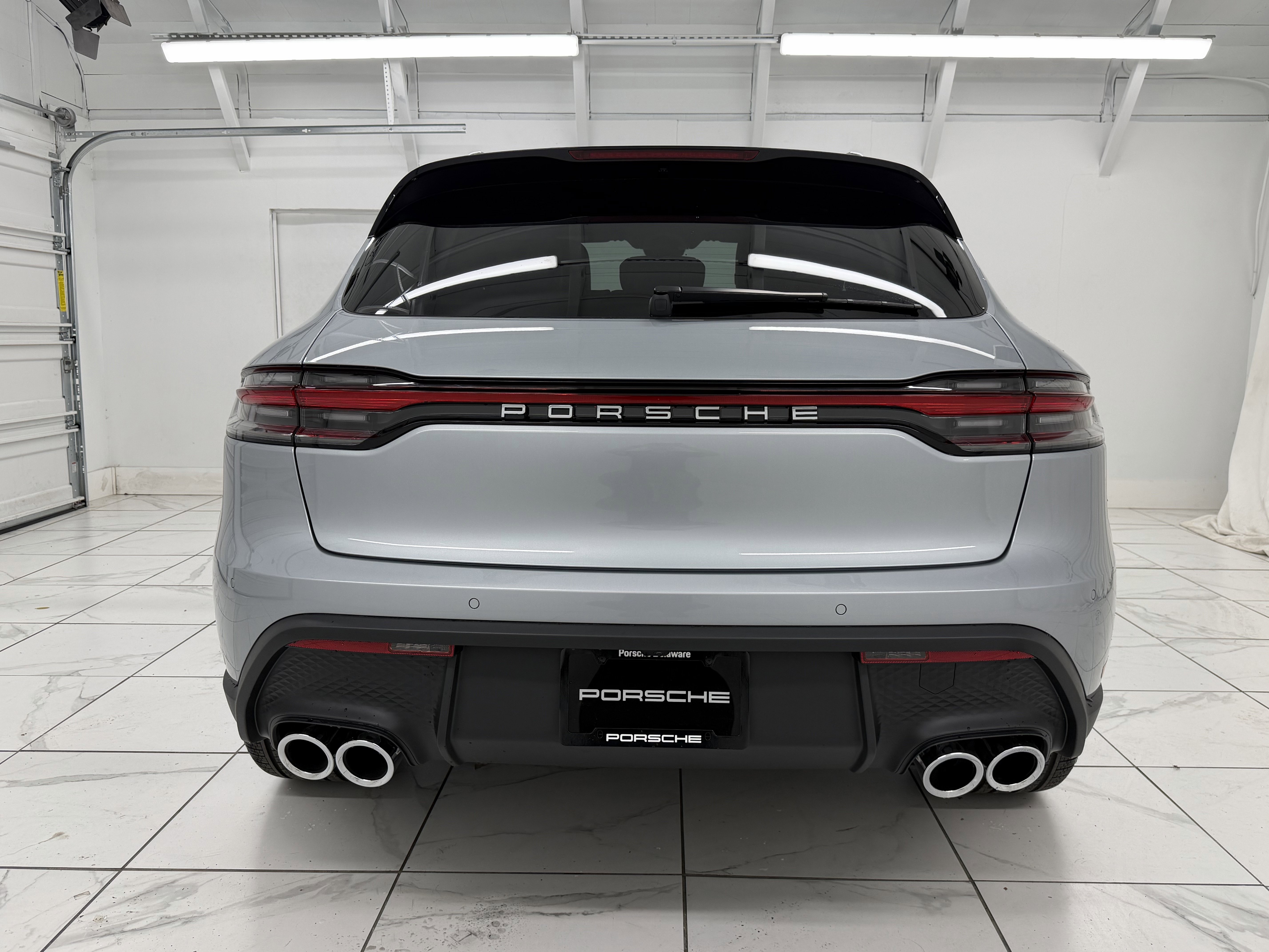 New 2026 Porsche Macan image 13