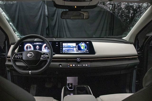 Used 2025 Nissan Ariya AWD image 21