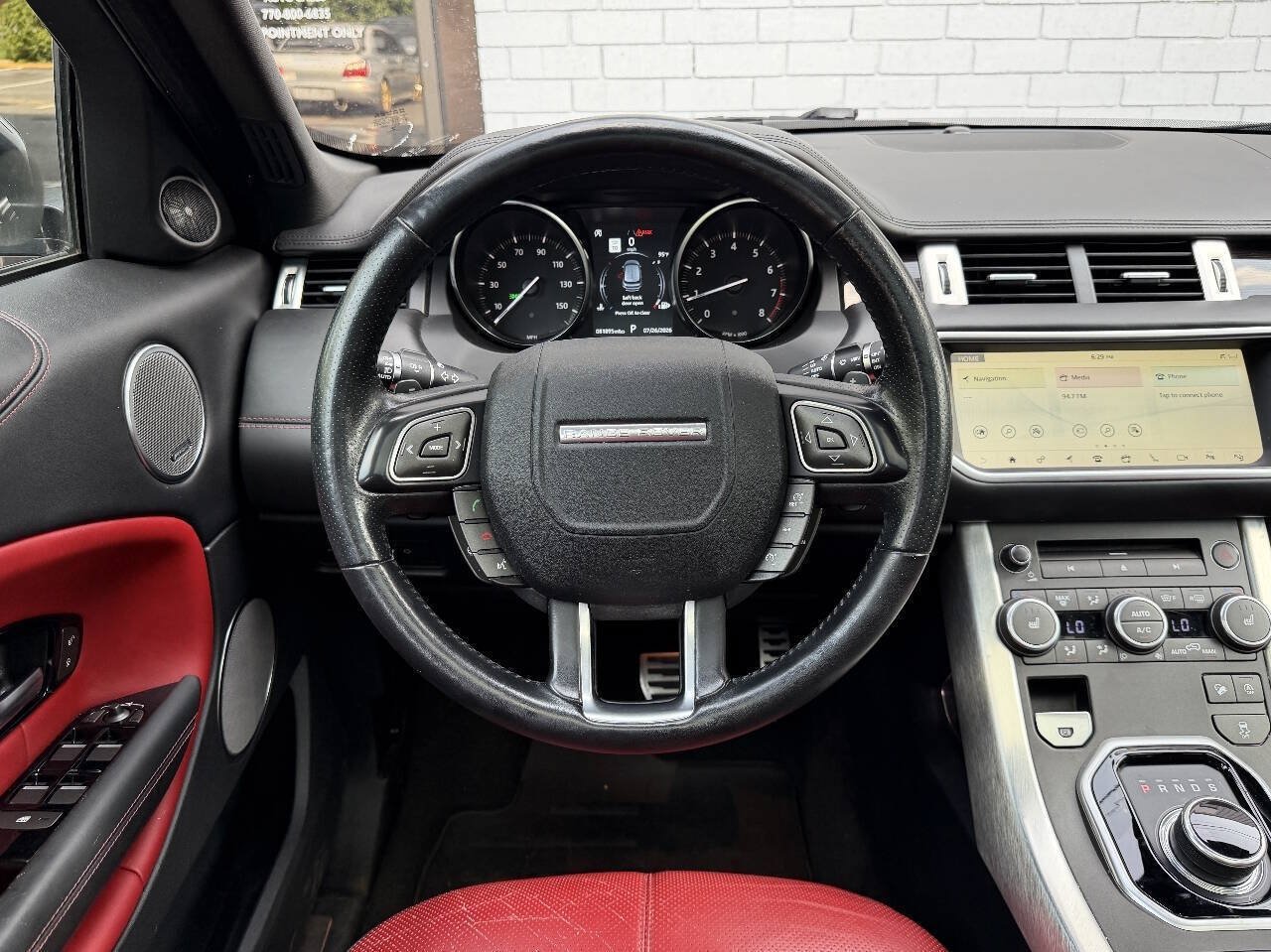 Used 2018 Land Rover Range Rover Evoque HSE Dynamic AWD/4WD image 13