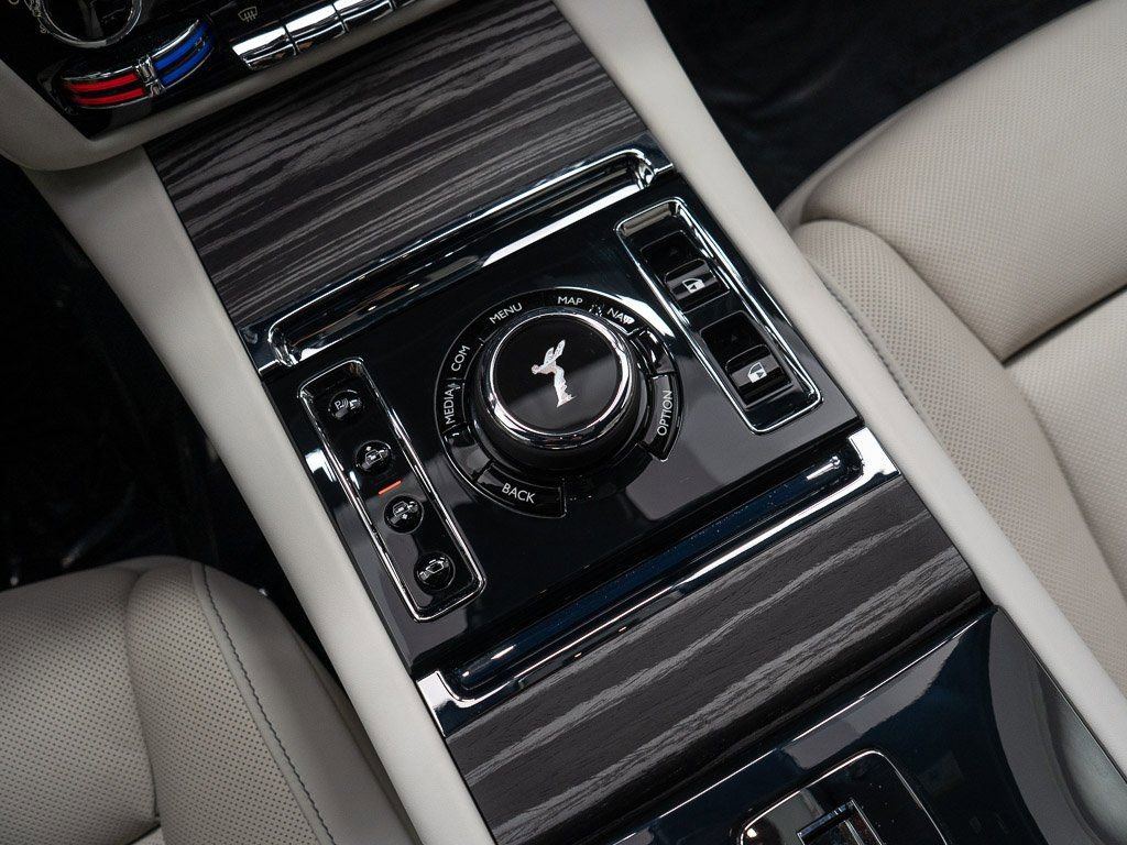 Certified 2023 Rolls-Royce Ghost w/ Ghost Package image 40