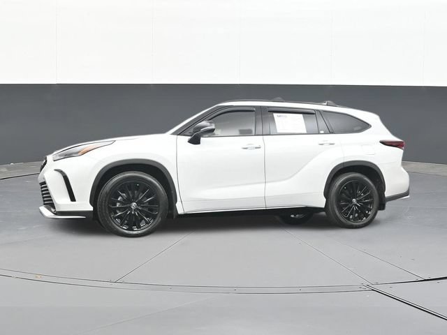 Used 2025 Toyota Highlander XSE AWD/4WD image 60