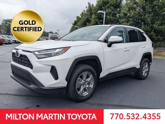 Used 2025 Toyota RAV4 XLE FWD image 5