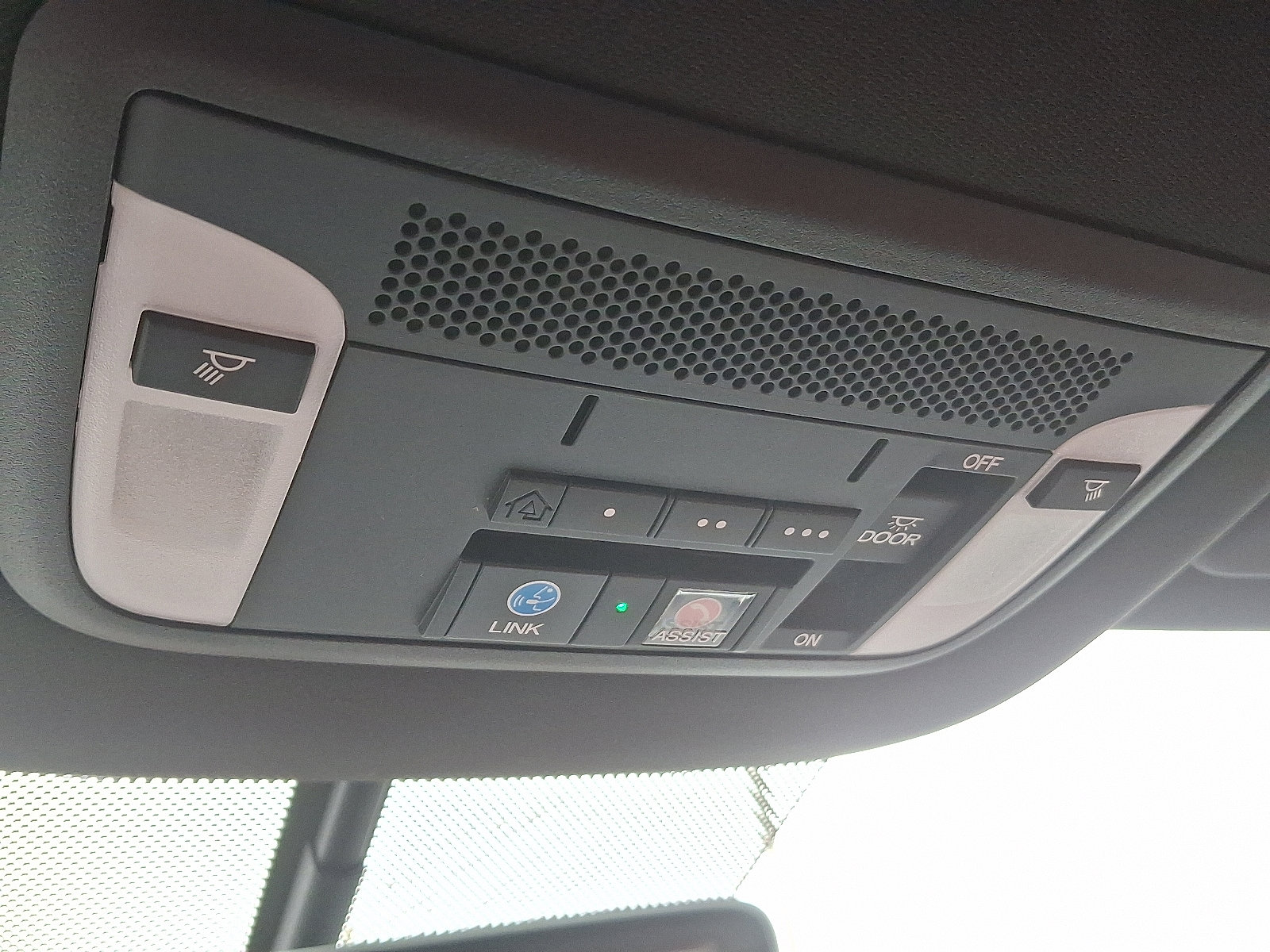 Used 2017 Acura NSX image 25