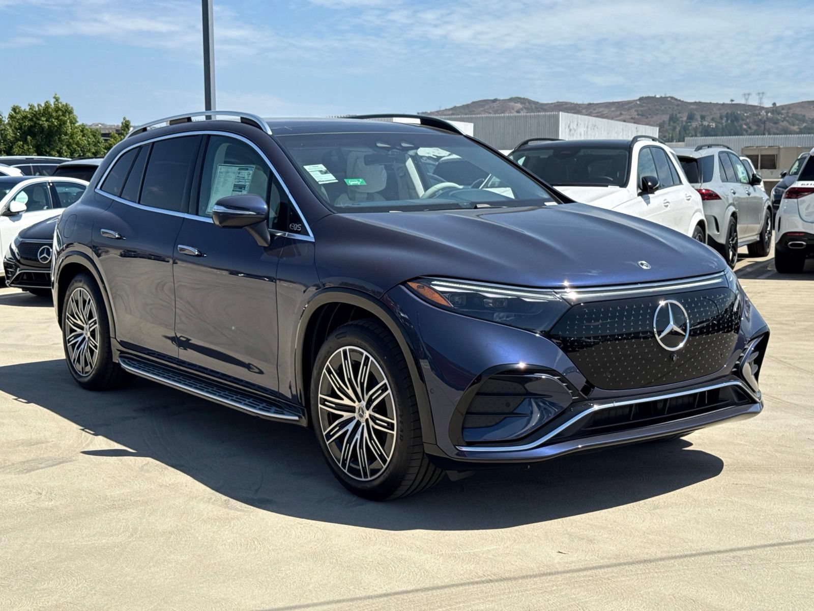 New 2026 Mercedes-Benz EQS 550 4MATIC SUV image 7