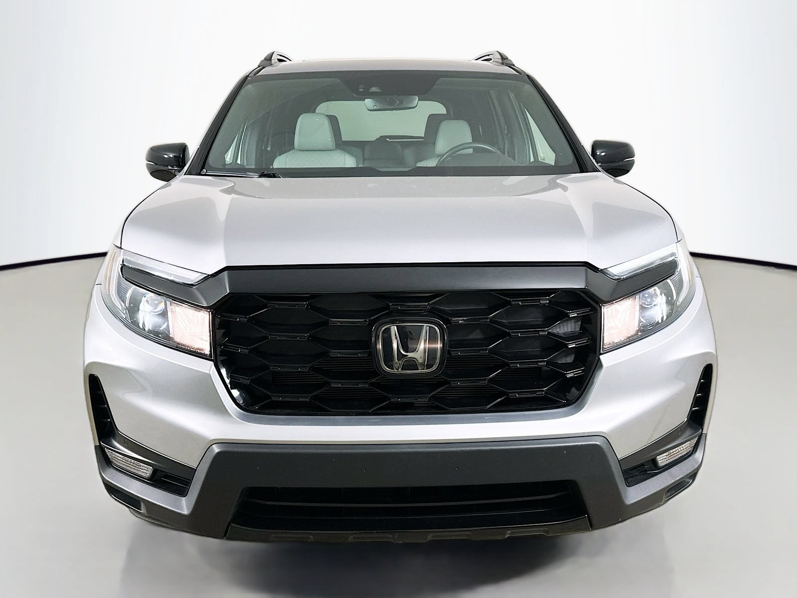 Used 2022 Honda Passport Elite image 2