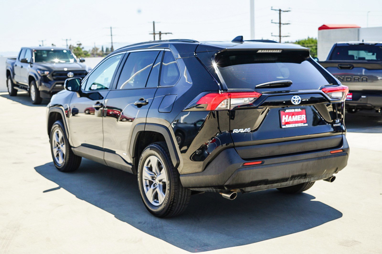 Certified 2024 Toyota RAV4 LE AWD/4WD image 5