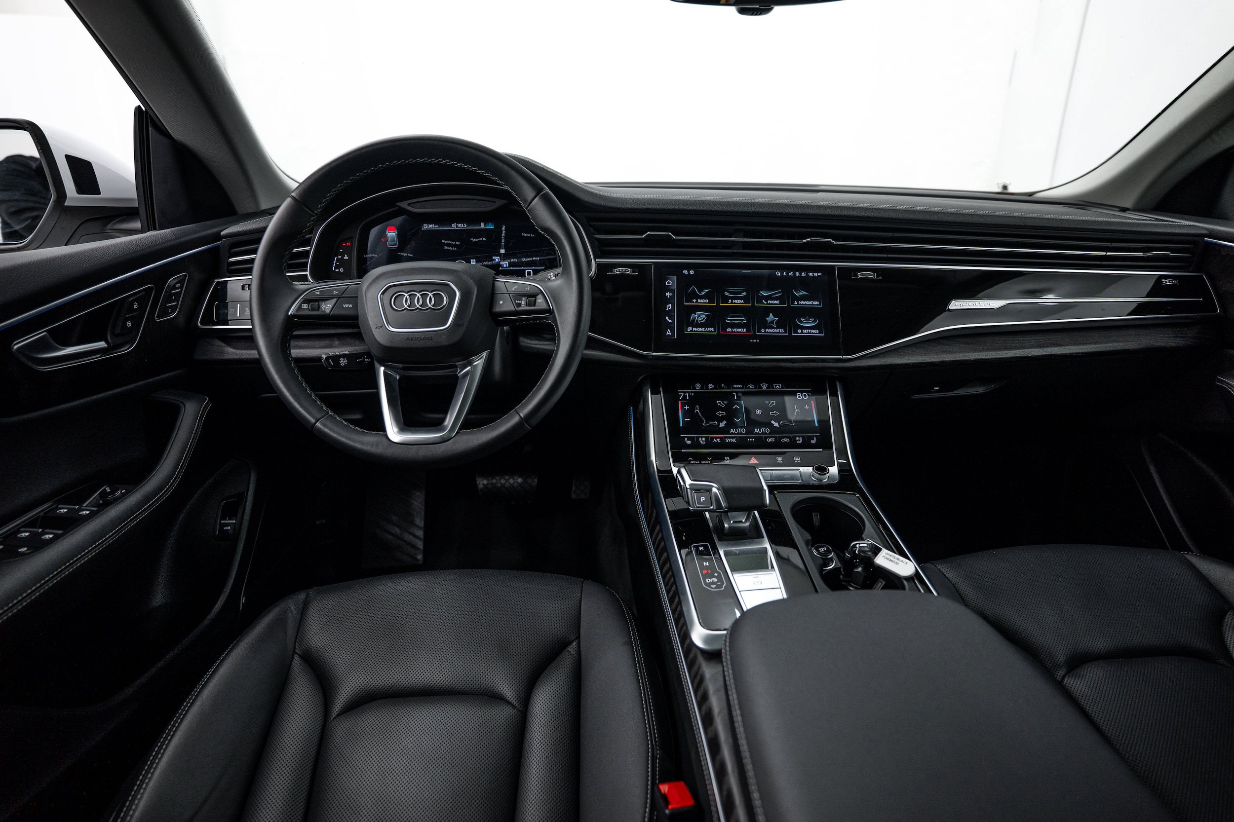 Certified 2023 Audi Q8 Prestige w/ Prestige Package AWD/4WD image 22
