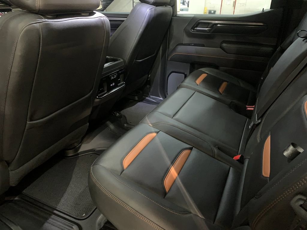 Used 2023 GMC Sierra 1500 AT4 w/ Technology Package image 14