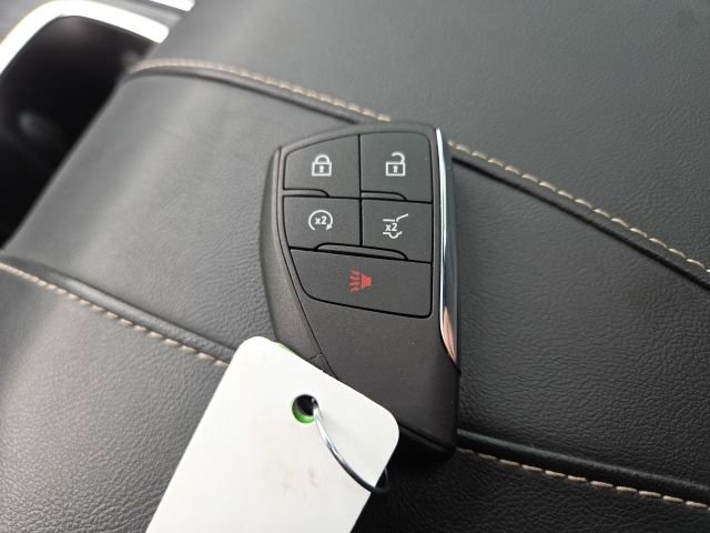 Used 2024 GMC Acadia Elevation w/ Trailering Package image 12