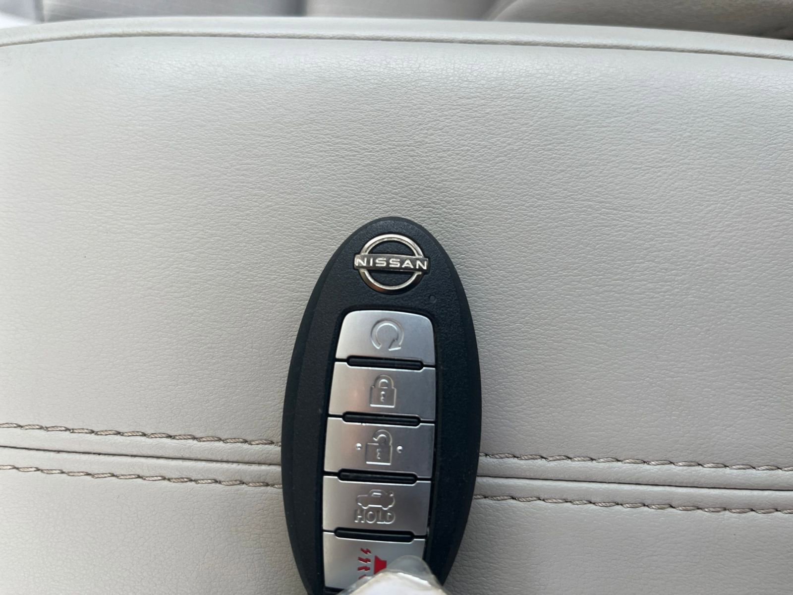 Used 2025 Nissan Altima 2.5 SV image 25