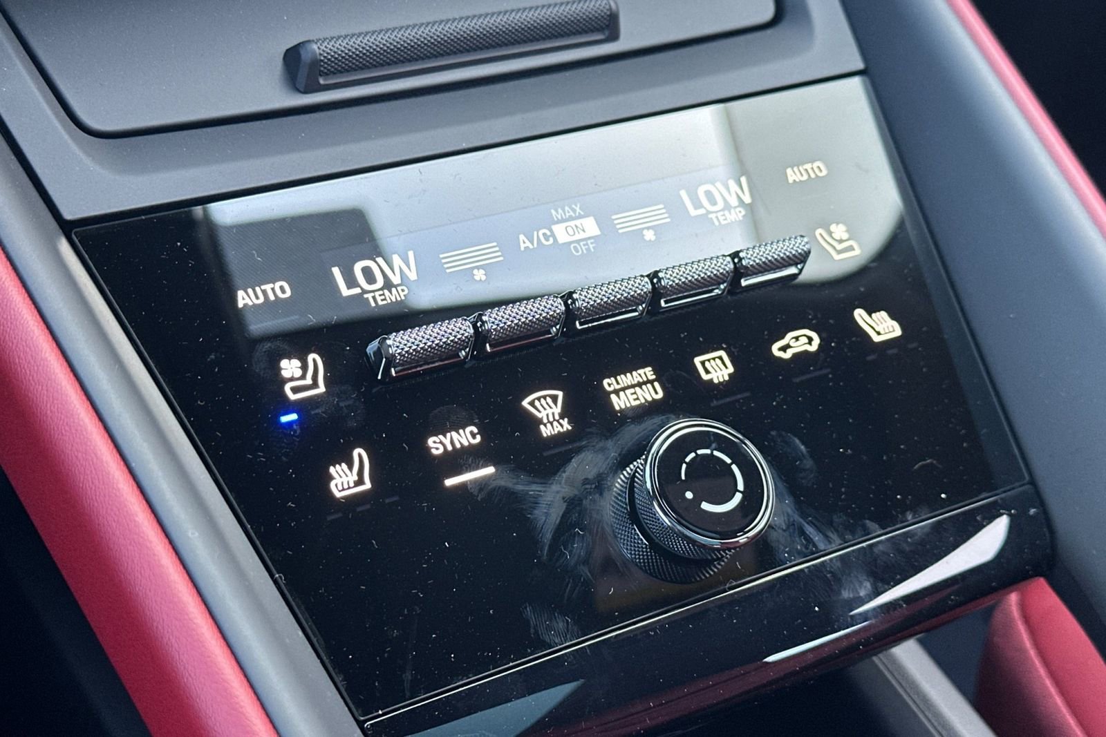 New 2025 Porsche Macan 4S Electric image 22