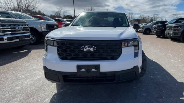 New 2025 Ford Maverick XL image 7