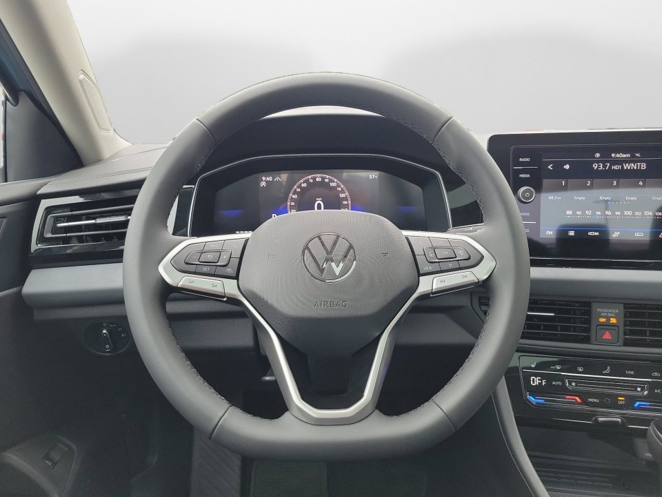 New 2026 Volkswagen Jetta SE image 10