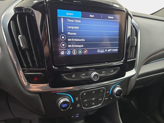 Used 2023 Chevrolet Traverse RS AWD/4WD image 17