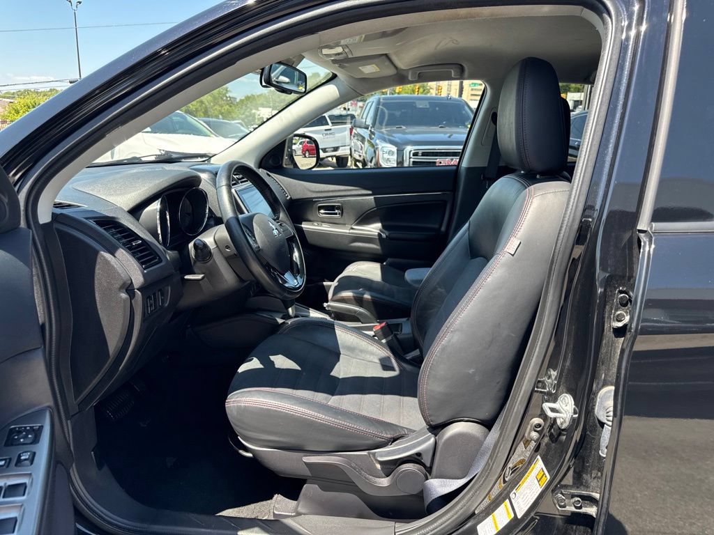 Used 2024 Mitsubishi Outlander Sport SE AWD/4WD image 11