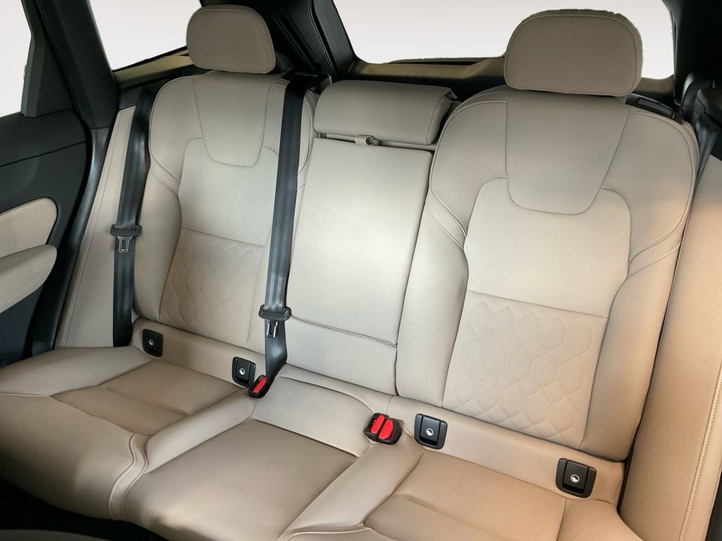 New 2026 Volvo XC60 B5 Plus w/ Protection Package Premier image 13