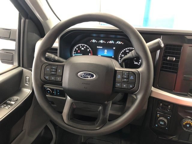 New 2026 Ford F250 XL w/ XL Chrome Package AWD/4WD image 19