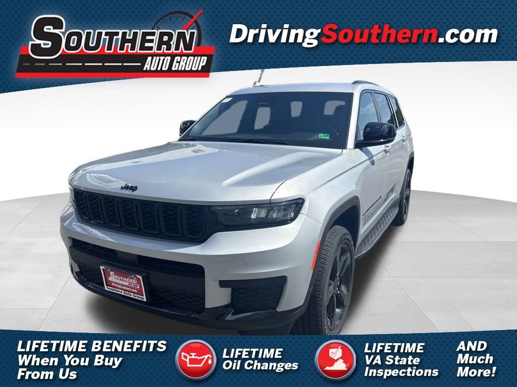 Used 2025 Jeep Grand Cherokee L Laredo AWD/4WD image 1